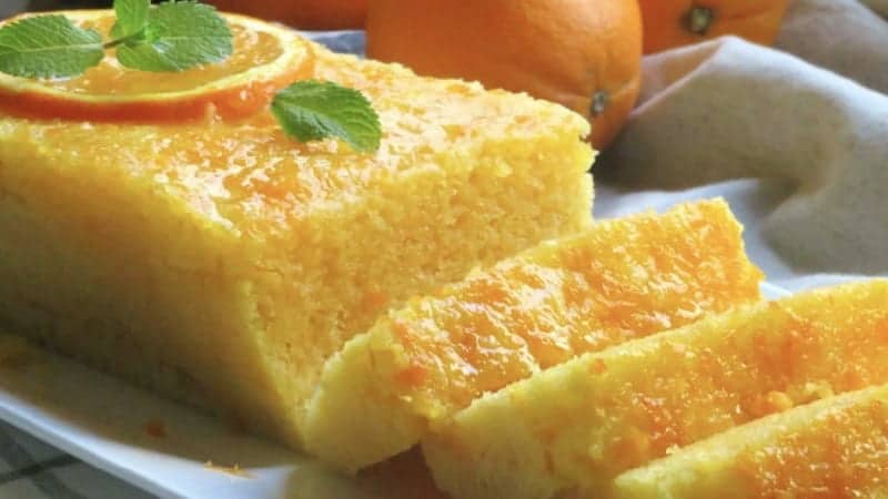 Gâteau moelleux à l'orange qui cuit en 5 minutes