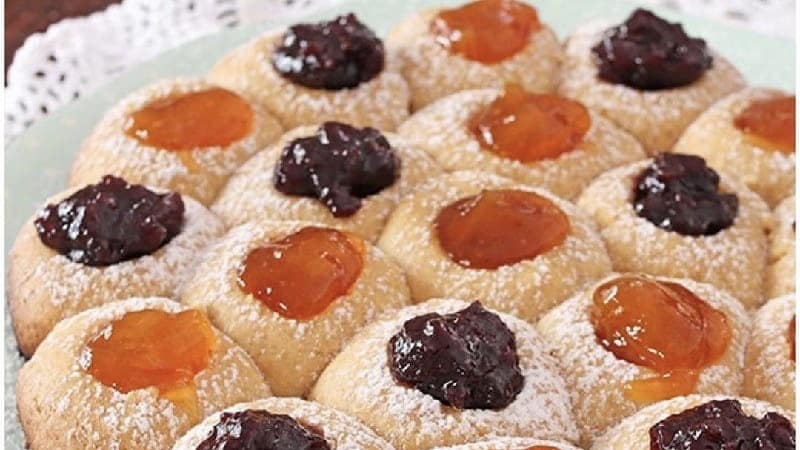 Tarte aux biscuits à la confiture