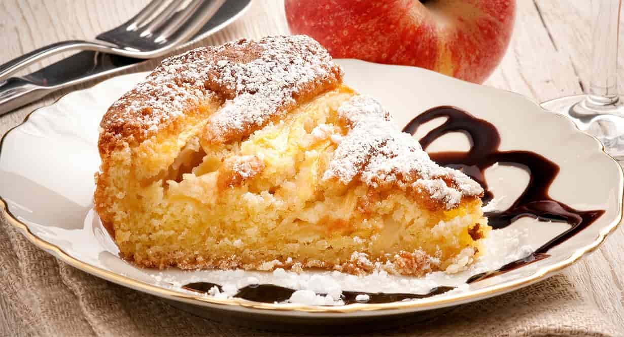 La tarte aux pommes et yaourt sans four simplissime