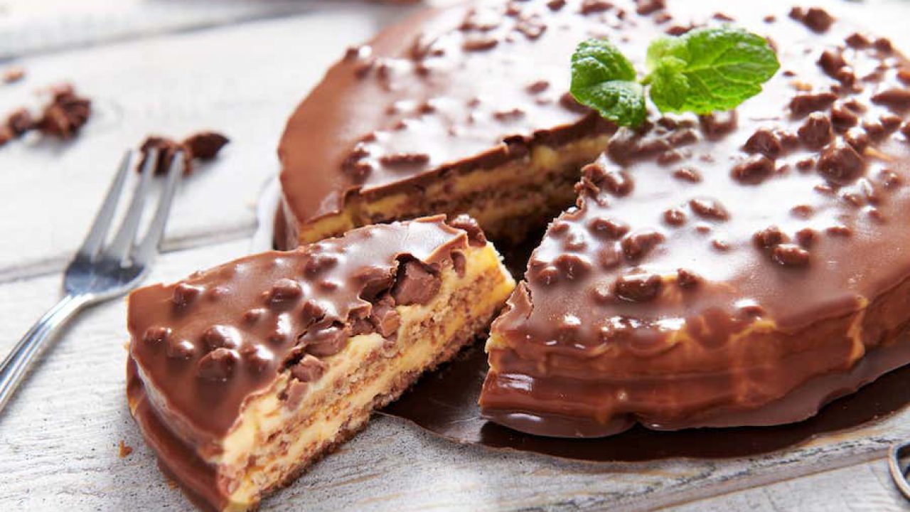 Daim Cake La Recette Originale Du Succulent Gateau Suedois Recette Facile