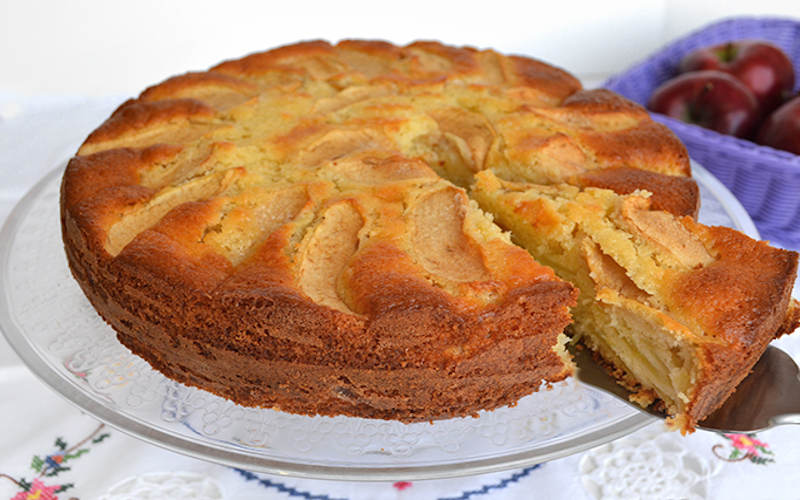 Gâteau aux pommes et mascarpone Moelleux et gourmand.