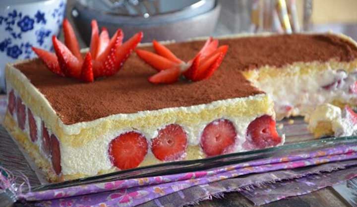 Gâteau tiramisu aux fraises
