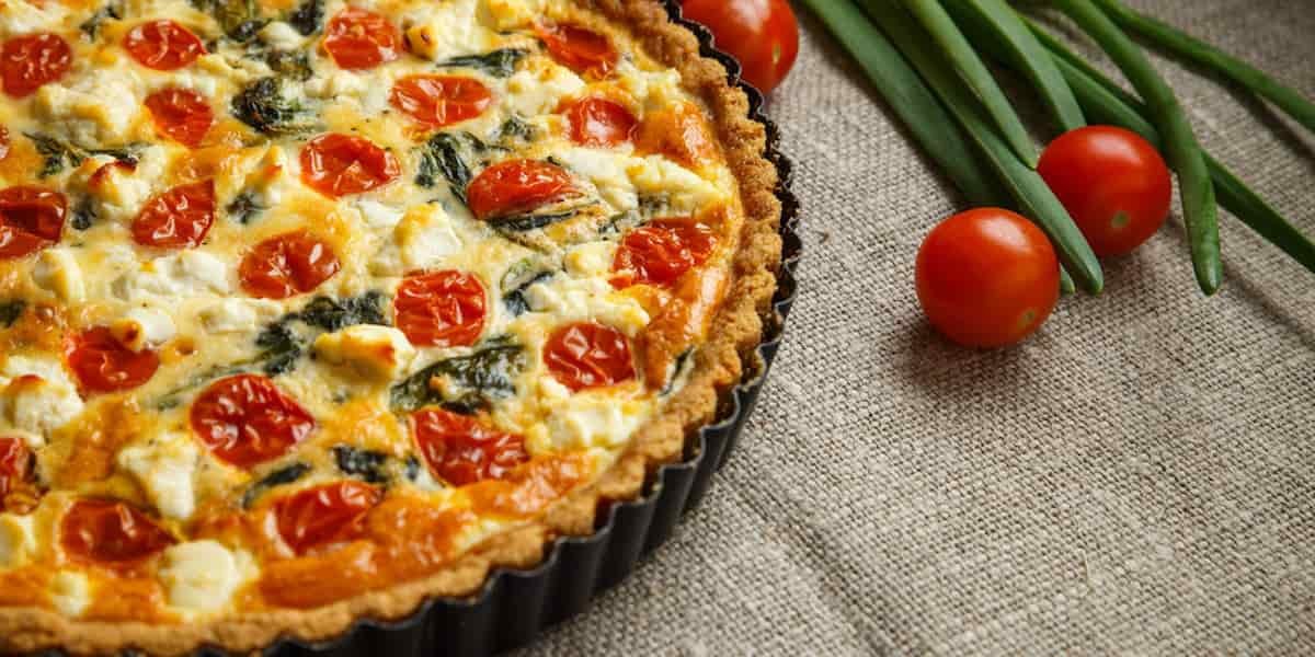 Tarte aux tomates cerise, thon et fromage