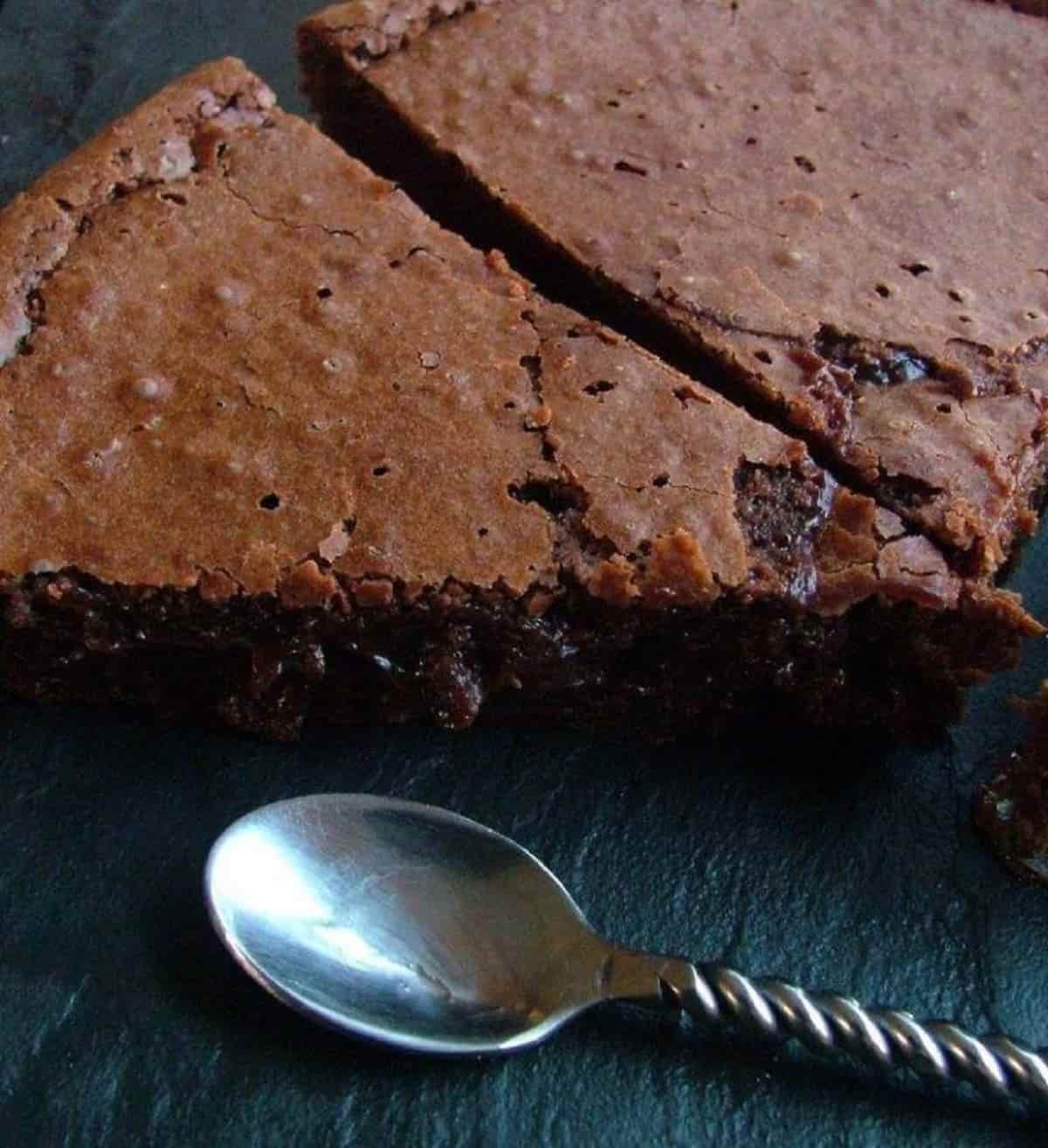 Gateau Au Chocolat Fondant A Tomber Par Terre Miam Recette Facile